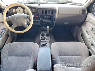 Zdjęcie 8 z 12 samochodu: 2003 TOYOTA TACOMA PRERUNNER V6 VIN:5TEGN92N93Z155843 - miniatura