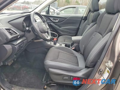 Zdjęcie 7 z 12 samochodu: 2019 SUBARU FORESTER PREMIUM VIN:JF2SKAGC6KH457264 - miniatura