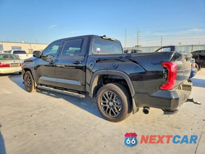 Drugie zdjęcie samochodu z przodu: 2026 TOYOTA TUNDRA LIMITED VIN:5TFZA5ABXTX055794 - miniatura