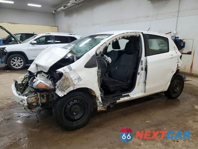 2015 TOYOTA YARIS 5-DOOR L VNKKTUD39FA036436 - główne zdjęcie licytacji z USA - miniatura