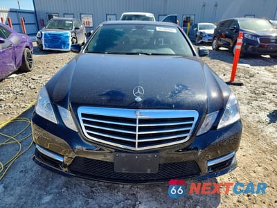 Piąte zdjęcie samochodu w środku: 2013 MERCEDES-BENZ E 350 4MATIC VIN:WDDHF8JB3DA682300 - miniatura