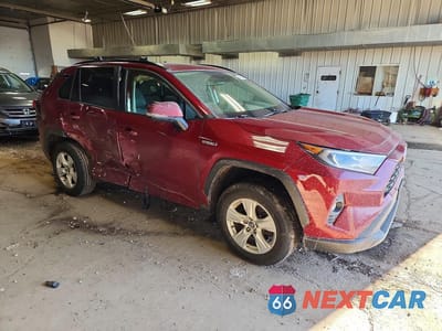 Czwarte zdjęcie samochodu z boku: 2019 TOYOTA RAV4 HYBRID XLE VIN:JTMRWRFVXKD007708 - miniatura