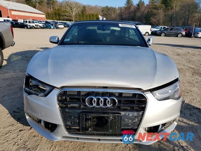 Piąte zdjęcie samochodu w środku: 2013 AUDI A5 PRESTIGE VIN:WAUVFAFH2DN000918 - miniatura