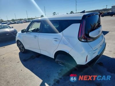 Drugie zdjęcie samochodu z przodu: 2023 KIA SOUL EX VIN:KNDJ33AU2P7862166 - miniatura