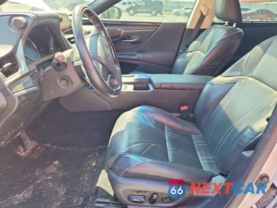 Zdjęcie 7 z 12 samochodu: 2021 LEXUS ES 300H ULTRA LUXURY VIN:58AFA1C15MU007238 - miniatura