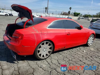 Trzecie zdjęcie samochodu z tyłu: 2010 AUDI A5 PREMIUM PLUS VIN:WAULFAFR0AA073191 - miniatura