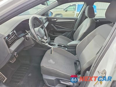 Zdjęcie 7 z 13 samochodu: 2025 VOLKSWAGEN JETTA SPORT VIN:3VWBX7BU5SM067946 - miniatura