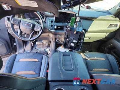 Zdjęcie 8 z 13 samochodu: 2023 GMC YUKON AT4 VIN:1GKS2CKL2PR310270 - miniatura