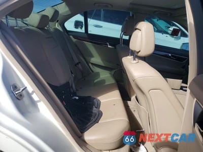 Zdjęcie 10 z 12 samochodu: 2011 MERCEDES-BENZ C 300 4MATIC VIN:WDDGF8BB2BR161464 - miniatura