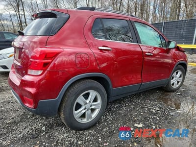 Trzecie zdjęcie samochodu z tyłu: 2019 CHEVROLET TRAX 1LT VIN:3GNCJLSB8KL186006 - miniatura