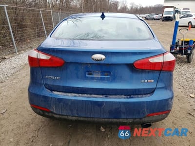 Zdjęcie 6 z 12 samochodu: 2014 KIA FORTE EX VIN:KNAFX4A82E5058247 - miniatura