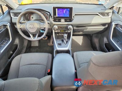 Zdjęcie 8 z 13 samochodu: 2024 TOYOTA RAV4 XLE VIN:2T3P1RFV8RC460729 - miniatura