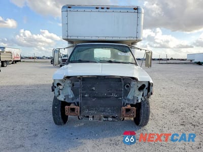 Piąte zdjęcie samochodu w środku: 1999 FORD F350 SUPER DUTY DELIVERY TRUCK VIN:1FDWF36S1XEE60909 - miniatura