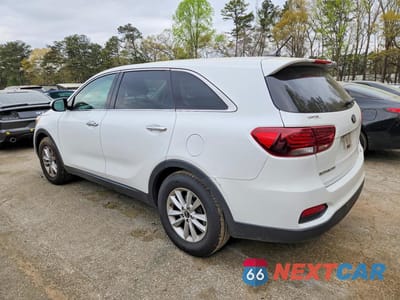 Drugie zdjęcie samochodu z przodu: 2019 KIA SORENTO LX V6 VIN:5XYPG4A51KG440320 - miniatura