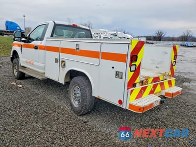 Drugie zdjęcie samochodu z przodu: 2017 FORD F250 SUPER DUTY UTILITY / SERVICE TRUCK VIN:1FTBF2B62HEF08764 - miniatura