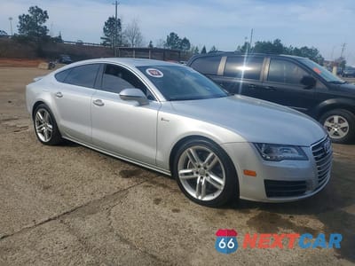 Czwarte zdjęcie samochodu z boku: 2014 AUDI A7 PREMIUM PLUS VIN:WAUWGAFC8EN098425 - miniatura