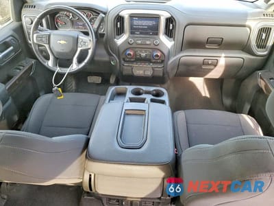 Zdjęcie 8 z 12 samochodu: 2021 CHEV SILVERADO VIN:3GCPYJEK5MG374841 - miniatura