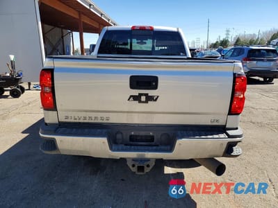 Zdjęcie 6 z 12 samochodu: 2018 CHEVROLET SILVERADO K2500 HEAVY DUTY LTZ VIN:1GC1KWEY9JF230957 - miniatura