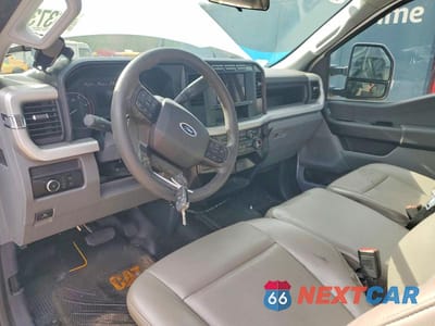 Zdjęcie 8 z 12 samochodu: 2023 FORD F350 SUPER DUTY VIN:1FD8X3HT7PED62091 - miniatura