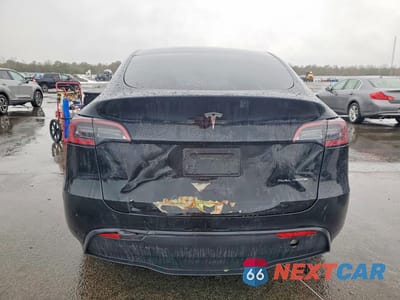 Zdjęcie 6 z 12 samochodu: 2023 TESLA MODEL Y VIN:7SAYGDEE7PF891848 - miniatura