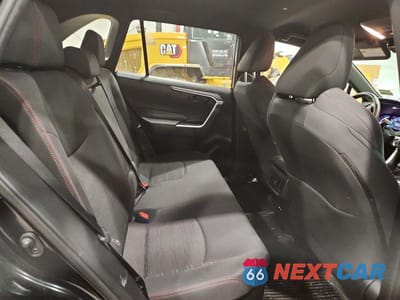 Zdjęcie 11 z 13 samochodu: 2021 TOYOTA RAV4 PRIME SE VIN:JTMCB3FV7MD056883 - miniatura