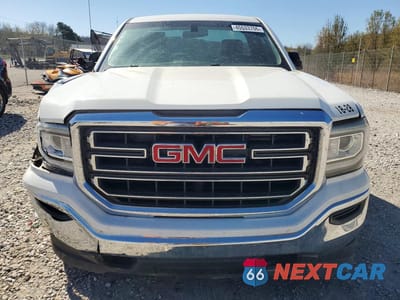 Piąte zdjęcie samochodu w środku: 2018 GMC SIERRA C1500 VIN:1GTN1LEC1JZ900149 - miniatura