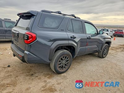 Trzecie zdjęcie samochodu z tyłu: 2025 TOYOTA 4RUNNER SR5 VIN:JTEVA5BR6S5049832 - miniatura