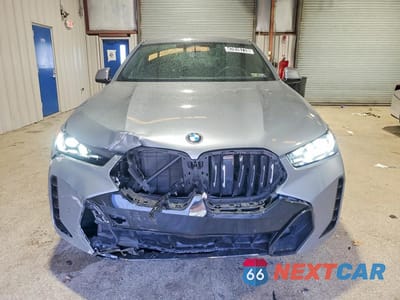 Piąte zdjęcie samochodu w środku: 2025 BMW X6 XDRIVE40I VIN:5UX33EX08S9X40285 - miniatura