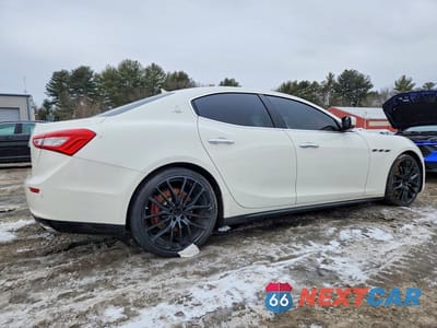 Trzecie zdjęcie samochodu z tyłu: 2016 MASERATI GHIBLI S VIN:ZAM57RTA1G1164707 - miniatura