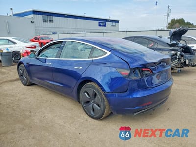 Drugie zdjęcie samochodu z przodu: 2018 TESLA MODEL 3 VIN:5YJ3E1EB0JF127087 - miniatura