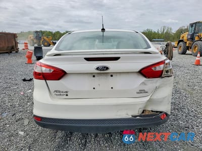 Zdjęcie 6 z 12 samochodu: 2012 FORD FOCUS SEL VIN:1FAHP3H2XCL407841 - miniatura