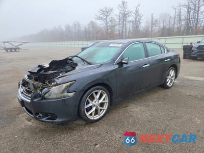 2010 NISSAN MAXIMA 3.5 S 1N4AA5AP4AC810120 - główne zdjęcie licytacji z USA - miniatura