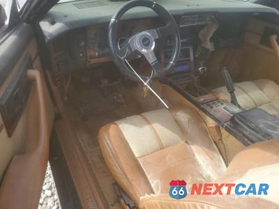 Zdjęcie 8 z 12 samochodu: 1988 CHEVROLET CAMARO VIN:1G1FP31F2JL174056 - miniatura