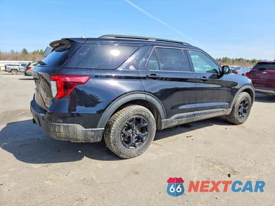 Trzecie zdjęcie samochodu z tyłu: 2023 FORD EXPLORER TIMBERLINE VIN:1FMSK8JH9PGB24108 - miniatura