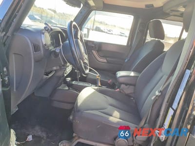 Zdjęcie 7 z 13 samochodu: 2017 JEEP WRANGLER UNLIMITED SPORT VIN:1C4BJWDG1HL745964 - miniatura