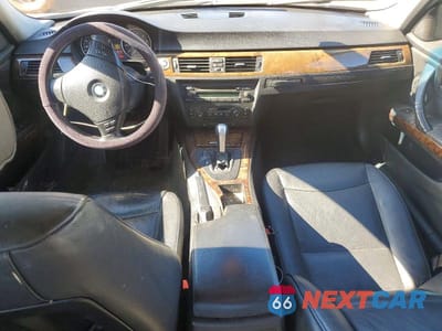 Zdjęcie 8 z 12 samochodu: 2006 BMW 325 I VIN:WBAVB135X6KX63408 - miniatura
