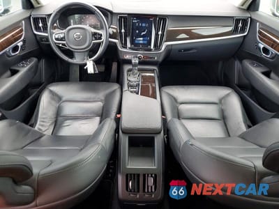 Zdjęcie 8 z 13 samochodu: 2018 VOLVO S90 T5 MOMENTUM VIN:LVY982AK0JP035991 - miniatura