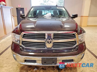 Piąte zdjęcie samochodu w środku: 2017 RAM 1500 SLT VIN:3C6RR7LT5HG709520 - miniatura