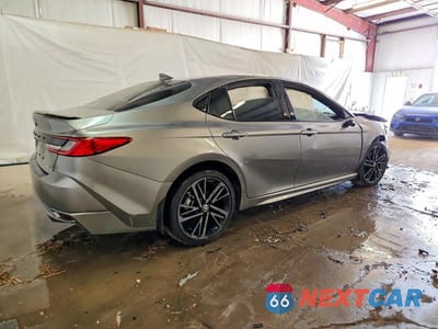Trzecie zdjęcie samochodu z tyłu: 2025 TOYOTA CAMRY XSE VIN:4T1DAACK0SU630819 - miniatura