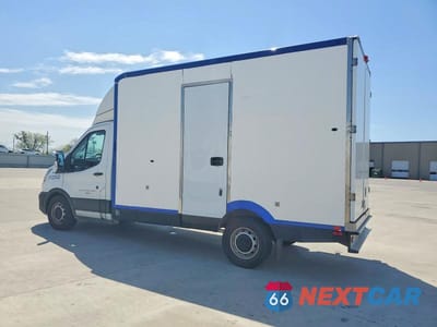 Trzecie zdjęcie samochodu z tyłu: 2023 FORD TRANSIT DELIVERY TRUCK VIN:1FDBW5ZG4PKA54299 - miniatura