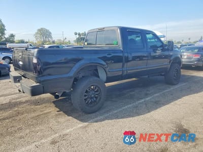 Trzecie zdjęcie samochodu z tyłu: 2000 FORD F250 SUPER DUTY VIN:3FTNW20F1YMA57143 - miniatura