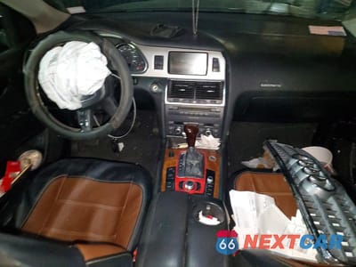 Zdjęcie 8 z 14 samochodu: 2008 AUDI Q7 4.2 QUATTRO PREMIUM VIN:WA1BV74L58D067537 - miniatura