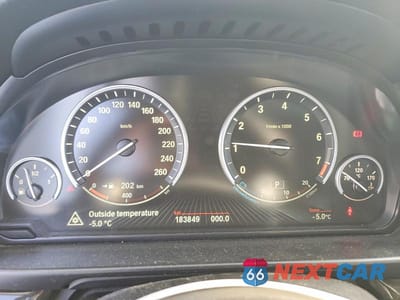 Zdjęcie 9 z 13 samochodu: 2015 BMW 535 XI VIN:WBA5B3C50FD541234 - miniatura