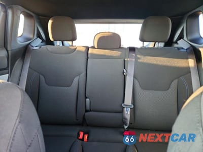 Zdjęcie 10 z 13 samochodu: 2023 JEEP COMPASS SPORT VIN:3C4NJDAN7PT520519 - miniatura