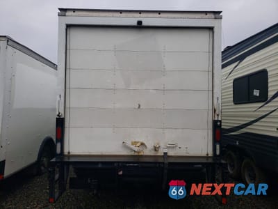 Zdjęcie 6 z 13 samochodu: 2019 FORD E450 BOX TRUCK VIN:1FDXE4FS3KDC04122 - miniatura