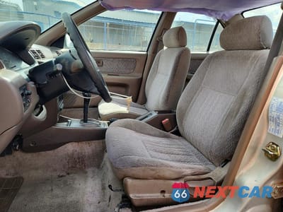 Zdjęcie 7 z 11 samochodu: 1998 NISSAN SENTRA BASE VIN:1N4AB41D8WC749620 - miniatura