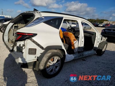 Trzecie zdjęcie samochodu z tyłu: 2023 HYUNDAI TUCSON SEL VIN:5NMJBCAE9PH199652 - miniatura