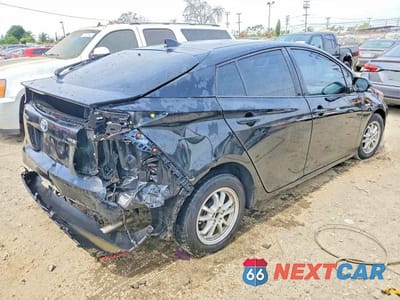 Trzecie zdjęcie samochodu z tyłu: 2019 TOYOTA PRIUS XLE VIN:JTDKARFU6K3079406 - miniatura
