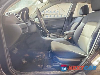 Zdjęcie 7 z 11 samochodu: 2005 MAZDA 3 I VIN:JM1BK12F451326959 - miniatura