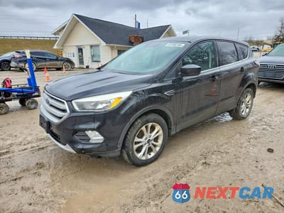 2017 FORD ESCAPE SE 1FMCU0GD2HUC97654 - główne zdjęcie licytacji z USA - miniatura
